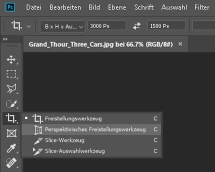 The perspective clipping tool is hidden in the icon for the normal clipping tool.r the normal clipping tool