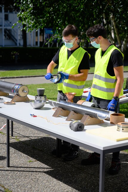 The engine is first assembled under a bright sun. A good omen.