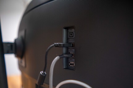 Die drei USB-3.0-Anschlüsse und der Kopfhöreranschluss.
