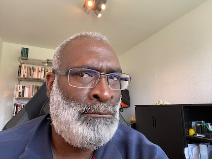 The unstable connection annoys me.