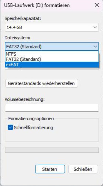 Wähle beim Formatieren exFAT aus.